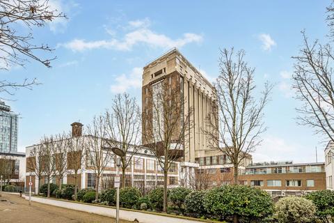 Wallis House, Great West Quarter, Brentford