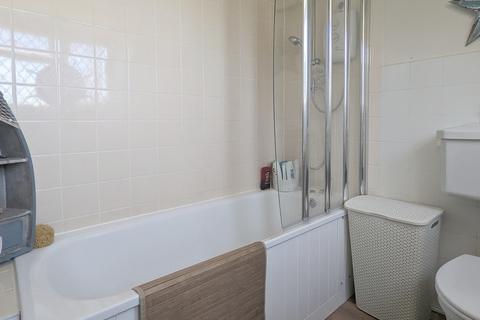 3 bedroom detached house for sale, Vaggs Lane, Lymington SO41
