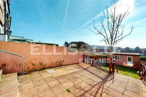 4 bedroom terraced house for sale, Whitton Avenue East, Greenford, UB6