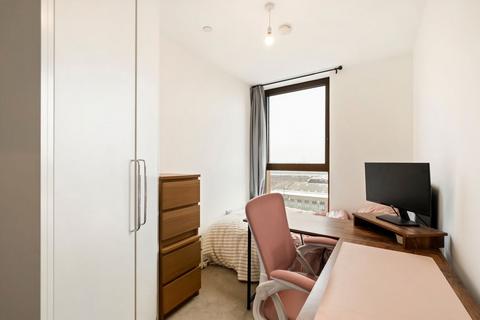 2 bedroom flat for sale, Goodhall Street, London NW10