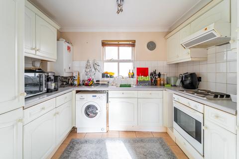2 bedroom flat to rent, Haberdasher Street, Old Street, London