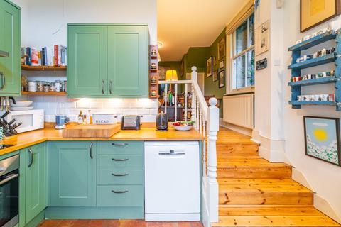1 bedroom apartment for sale, Crouch Hall Road, Crouch End N8