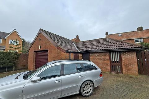 4 bedroom detached house for sale, Filey Road, Scarborough YO11