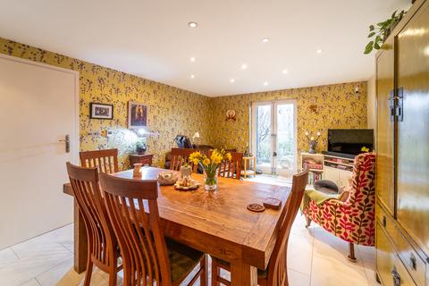 Mount View Road, Stroud Green N4