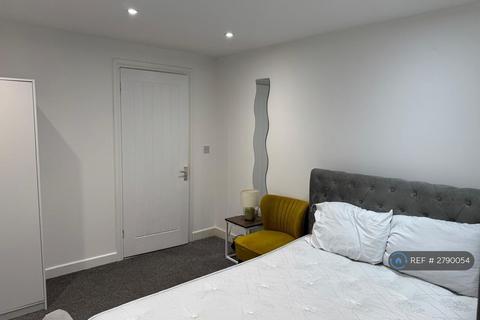 undefined, Oldkent Road, London, SE15