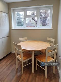 2 bedroom flat to rent, Windmill Road, Brentford, TW8