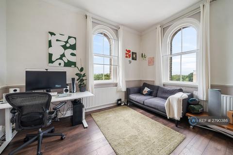 1 bedroom flat to rent, Galton House, London, SE18