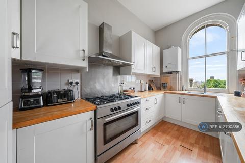 1 bedroom flat to rent, Galton House, London, SE18