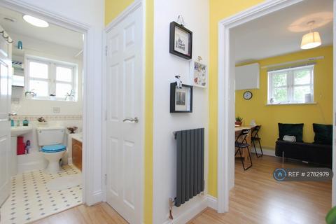 undefined, De Havilland Road, London, HA8