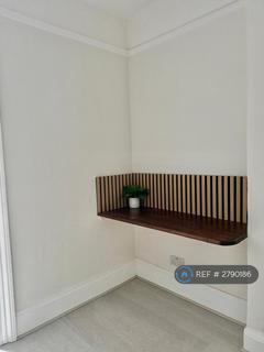 1 bedroom flat to rent, Elmbourne Road, London, SW17