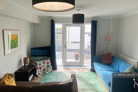 undefined, Academia Way, London, N17