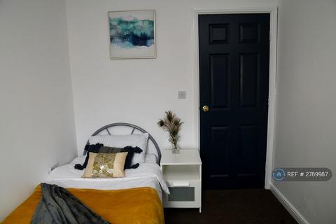 undefined, Redgrave Close, Gateshead, NE8