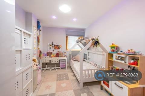 Double Bedroom 2