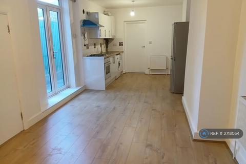 undefined, Ferme Park Road, Stroud Green/Crouch End, N4