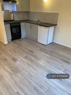 1 bedroom flat to rent, Higham Station Avenue, Chingford, E4