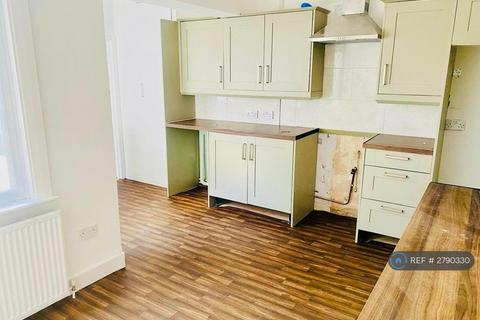 2 bedroom terraced house to rent, Huddlestone Road, London, E7