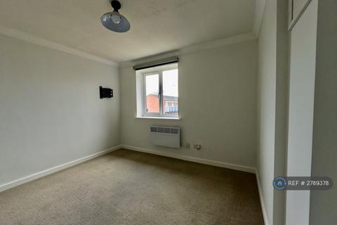 3 bedroom maisonette to rent, Cobden Marine Court, Southampton, SO17