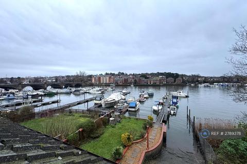 3 bedroom maisonette to rent, Cobden Marine Court, Southampton, SO17