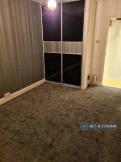 2 bedroom flat to rent, Eagle Heights, London, SW11