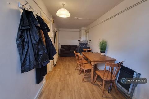 Upper Brook Street, Manchester, M13