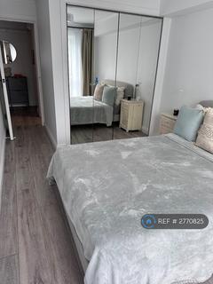 1 bedroom flat to rent, Maltings Place, London, SW6