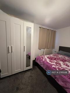 1 bedroom in a house share to rent, Chaplin Road, Wembley, HA0
