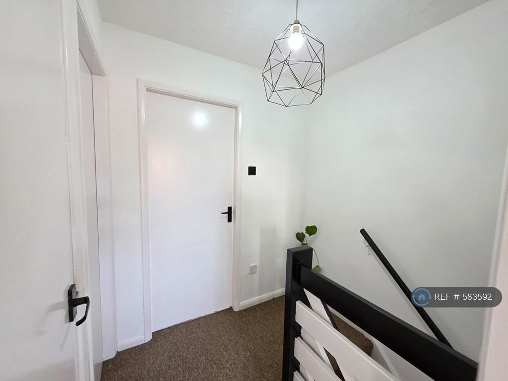 Spacious Landing
