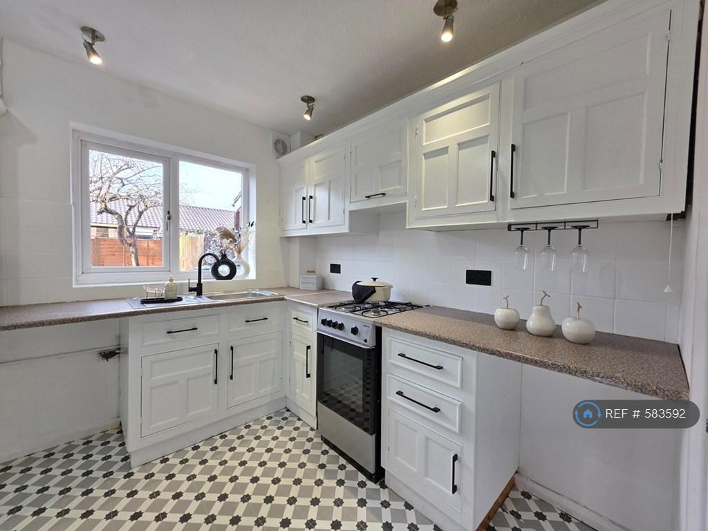 Kitchen &amp; Diner