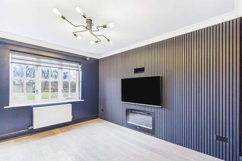 undefined, George Court, Aylesbury HP18