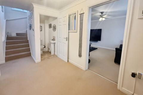 4 bedroom detached house for sale, Bevers Way, Grimsby DN36