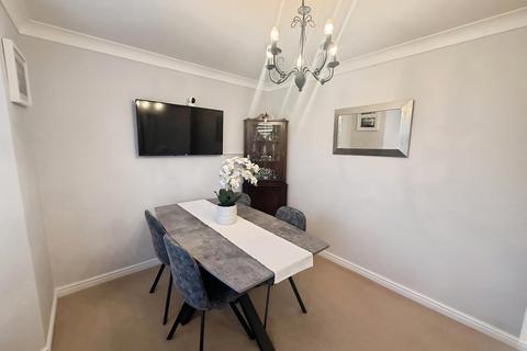4 bedroom detached house for sale, Bevers Way, Grimsby DN36