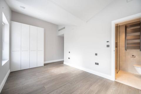 3 bedroom flat to rent, Clifton Road, Little Venice, London, W9