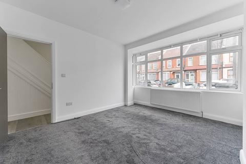 3 bedroom terraced house to rent, Silverleigh Road, Thornton Heath, CR7