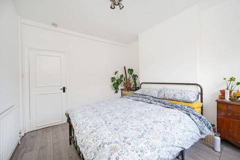 1 bedroom flat to rent, Cavell Street, E1, Whitechapel, London, E1