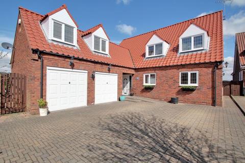 5 bedroom detached house for sale, Rowernfields, Sheffield S25
