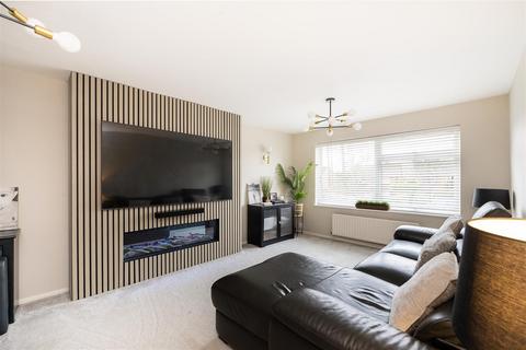 undefined, Derwent Road, Harpenden