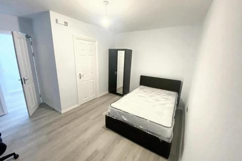 6 bedroom house to rent, Hogarth Walk 37 Stapleton, Bristol BS7