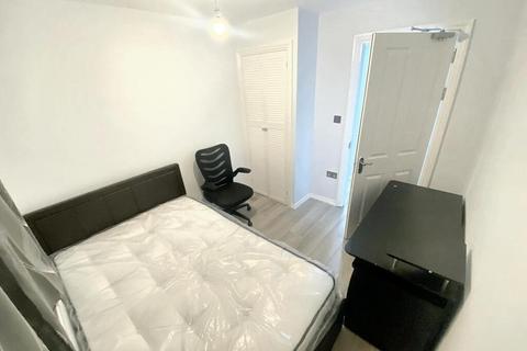 6 bedroom house to rent, Hogarth Walk 37 Stapleton, Bristol BS7