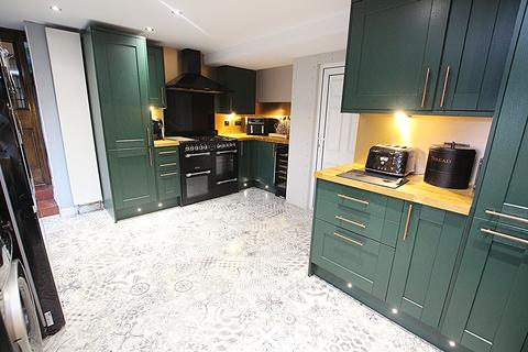 4 bedroom detached house for sale, Learmonth Crescent, West Calder, EH55