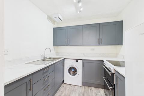 undefined, Lealholme Court, Howdale Road, Hull, Yorkshire, HU89FF