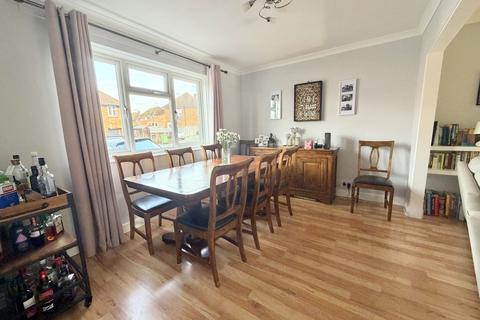 undefined, Frimley, Camberley GU16