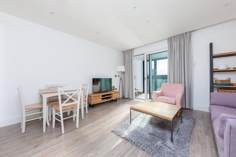 3 bedroom flat to rent, Wiverton Tower, 4 New Drum Street, London