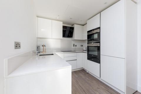 3 bedroom flat to rent, Wiverton Tower, 4 New Drum Street, London