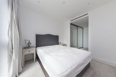 3 bedroom flat to rent, Wiverton Tower, 4 New Drum Street, London