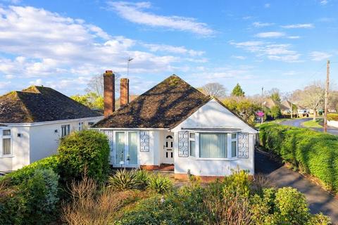 3 bedroom detached bungalow for sale, Martins Hill Lane, Christchurch