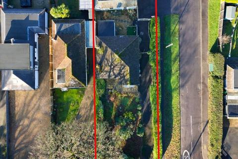 3 bedroom detached bungalow for sale, Martins Hill Lane, Christchurch