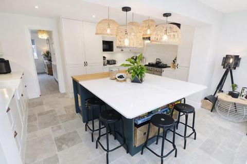 3 bedroom semi-detached house for sale, Coulters Close, Maidstone