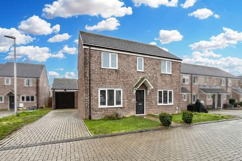 84 Plasnewydd Walk, Llantwit Major, CF61 2YZ