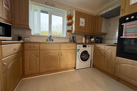 1 bedroom bungalow for sale, 4 Chestnut Court, Sea Road, East Preston, West Sussex, BN16