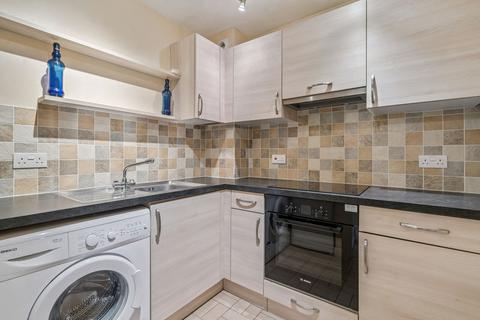 1 bedroom apartment for sale, Reade Court, Victoria Road, Farnham Common